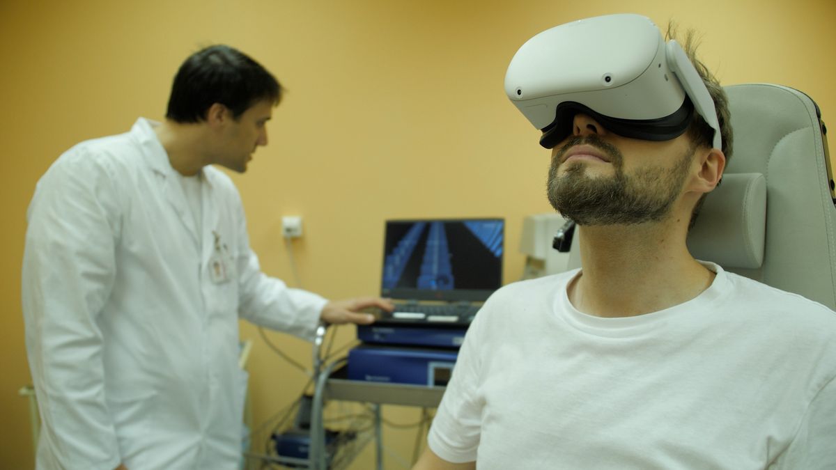 V motolské nemocnici léčí závratě po operaci mozku pomocí virtuální reality